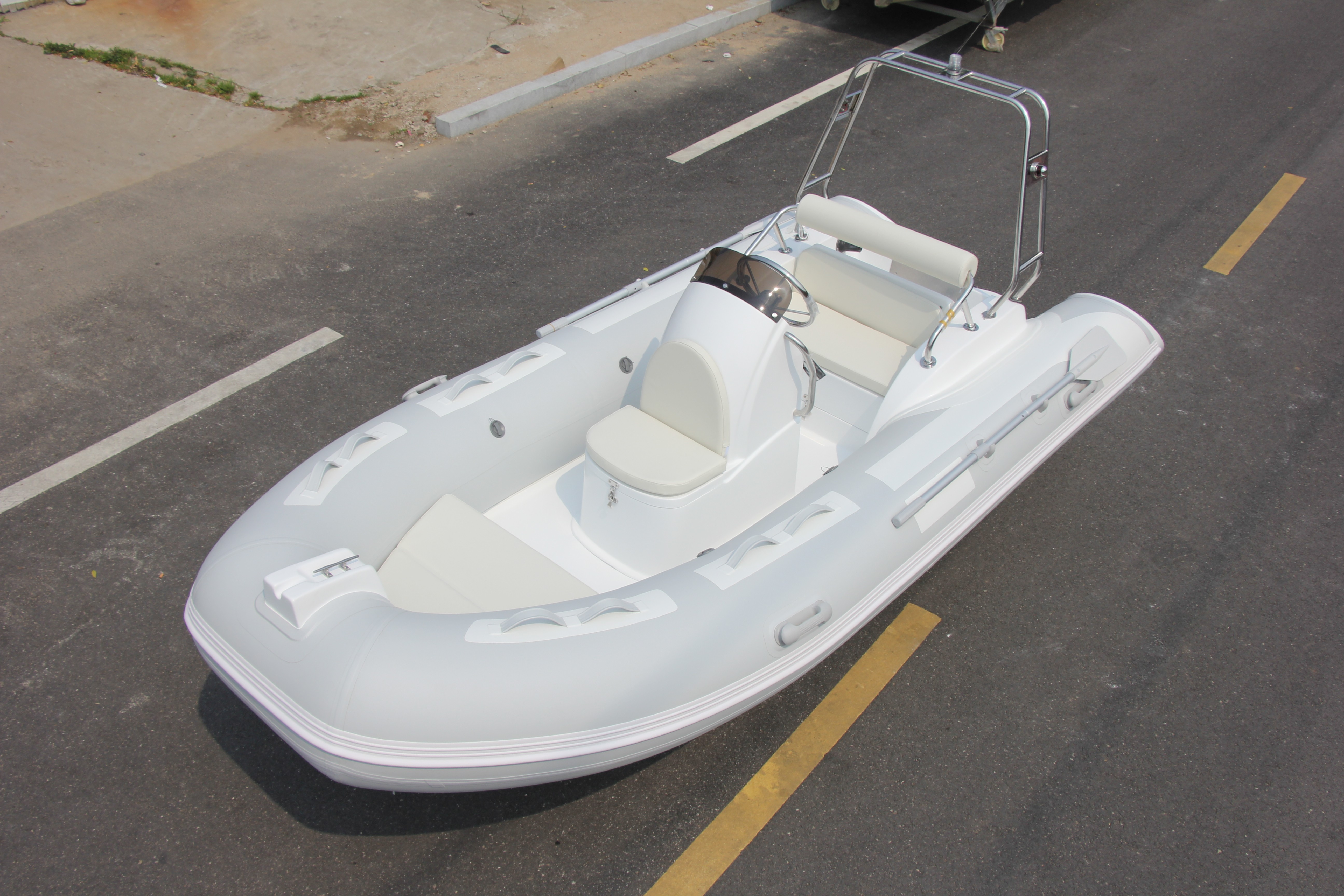 RIB Inflatable Boat Luxury Fib - огляд і ціна Fishing Boat Fiberglass